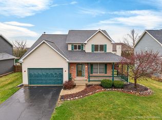 570 Larium Ln, Crystal Lake, IL