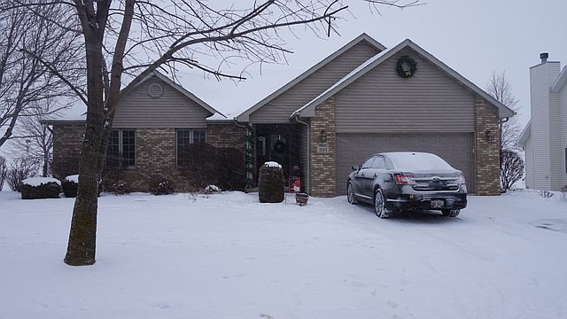 1st image of 331 E Butler Ave