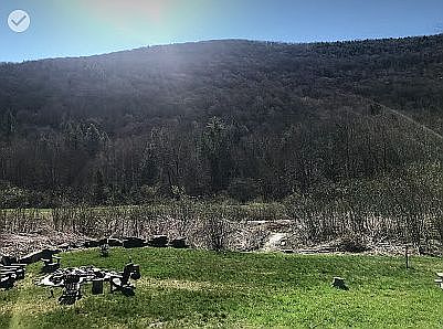 2nd image of 1470 Route 214