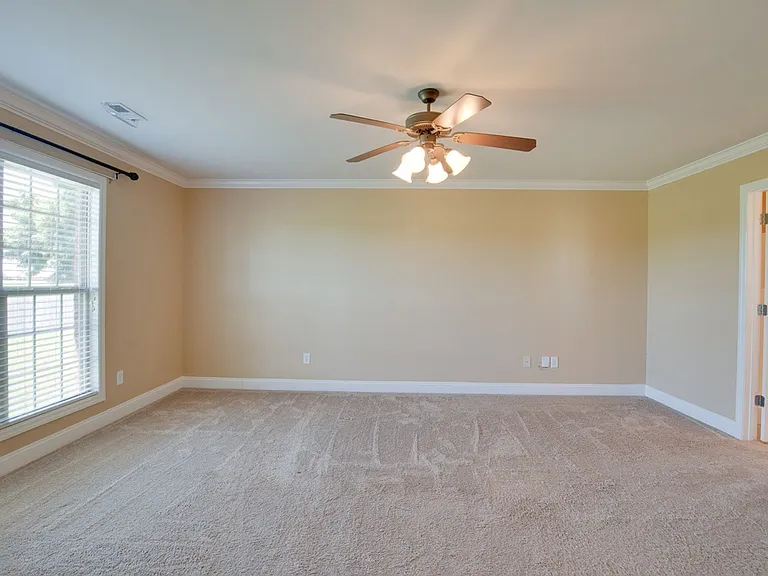 120 Lexi Ln — Photo 16