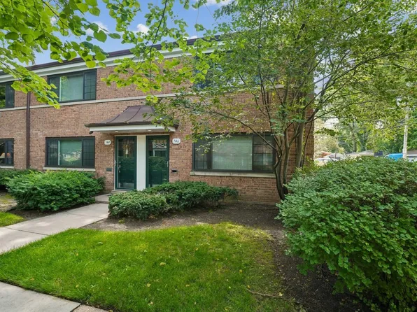 746 Dodge Ave, Evanston, IL 60202