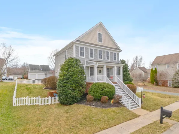 63 Villa Ave, Gordonsville, VA 22942