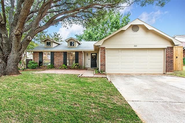 1st image of 1717 Live Oak Ct