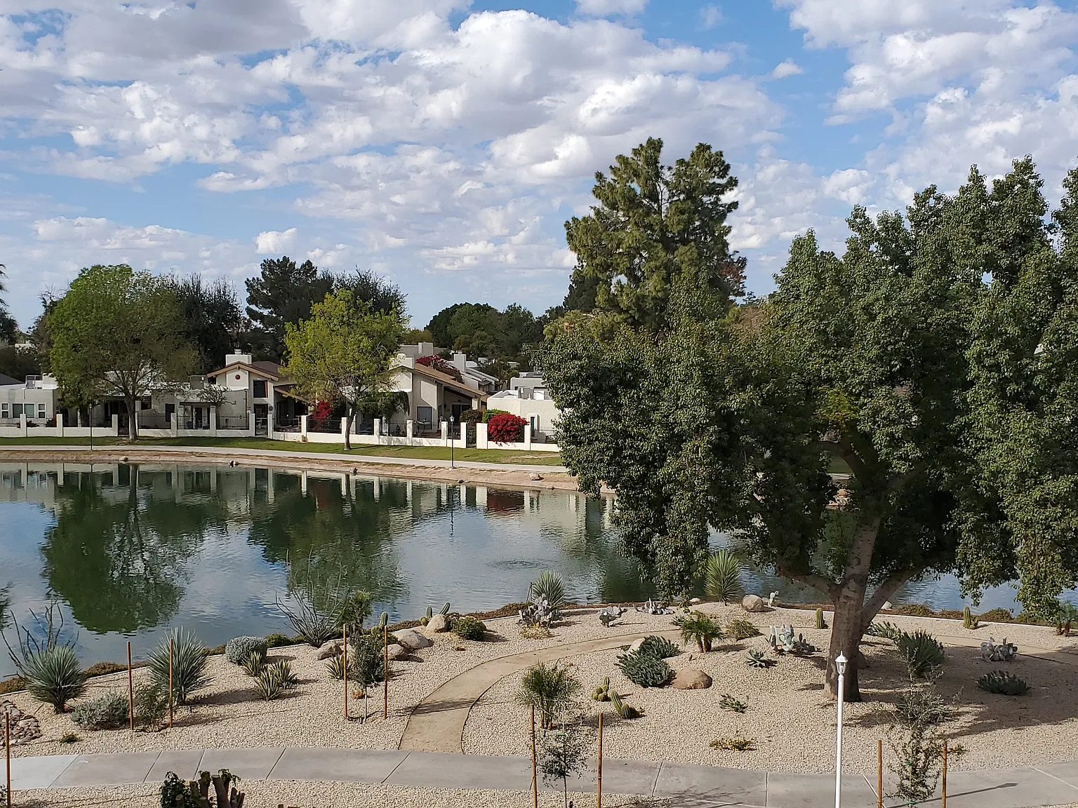 3 bed, 1281 sqft, $1,700 — Photo 1