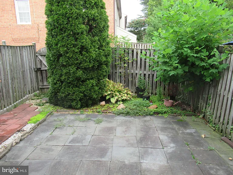 5707 Independence Cir — Photo 24
