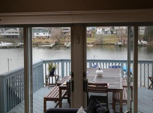 7723 Locust Grove Rd, Glen Burnie, MD 21060