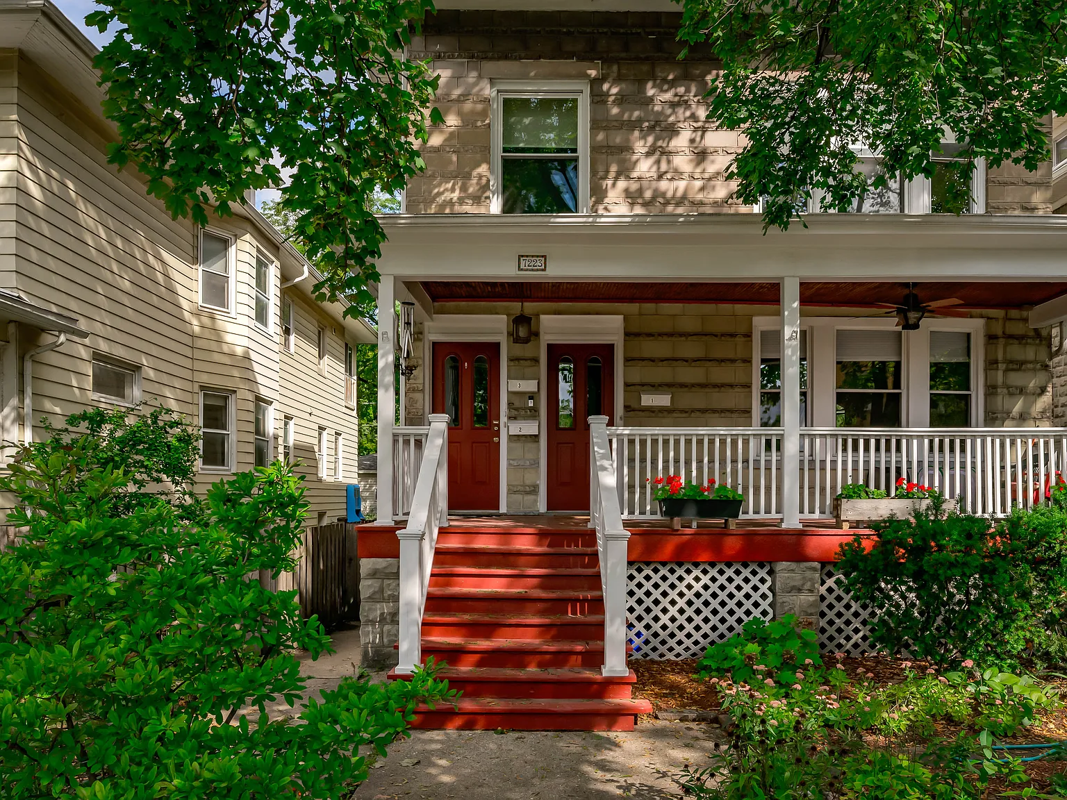1 bed, 956 sqft, $1,275 — Photo 3