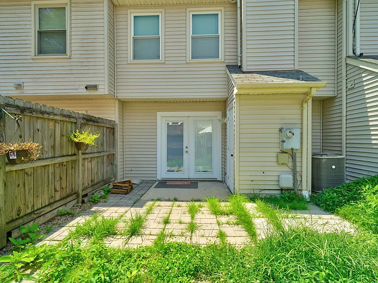 119 Kingsbridge Ln — Photo 27