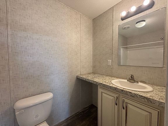 5th image of 335 SE Balboa Dr Lot 119