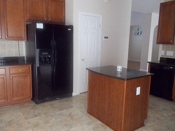 Kitchen Frig
