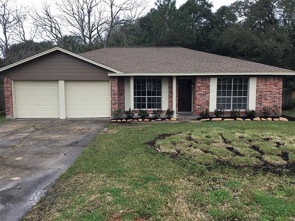 1st image of 201 Red Oak Ln