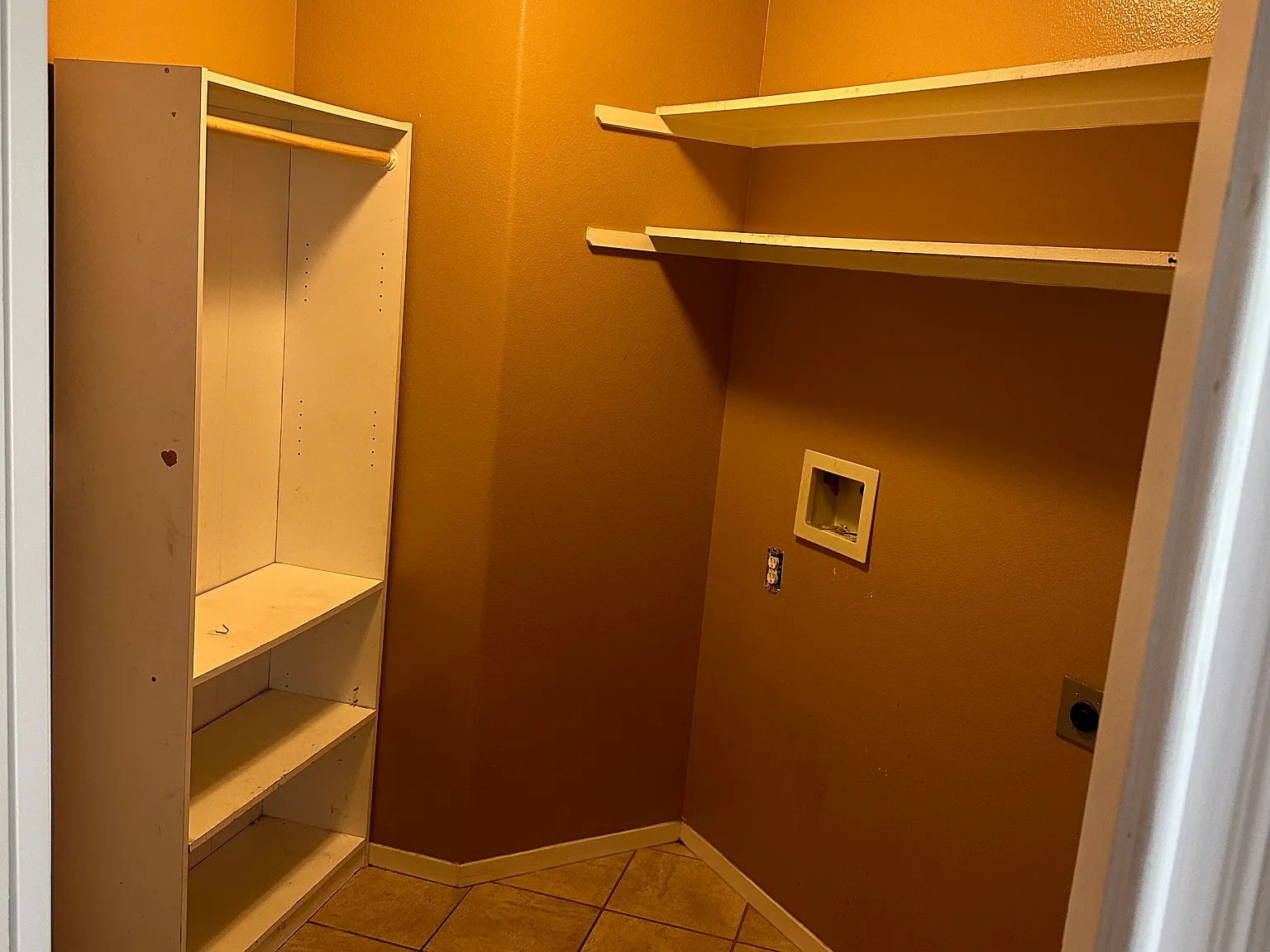 3 bed, 1435 sqft, $2,300 — Photo 4