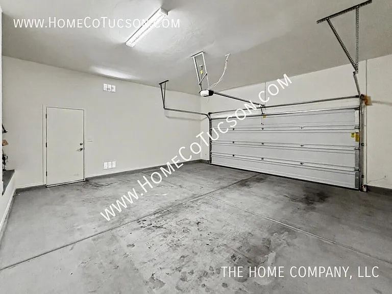 38628 S Running Roses Ln — Photo 26