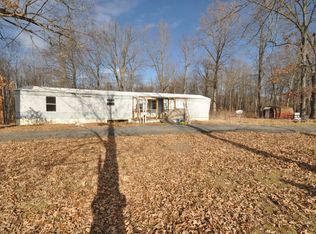 408 Retirement Cir, Calvert City, KY 42029