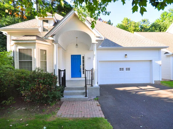 20 Brettonwood Drive #20, Simsbury, CT 06070
