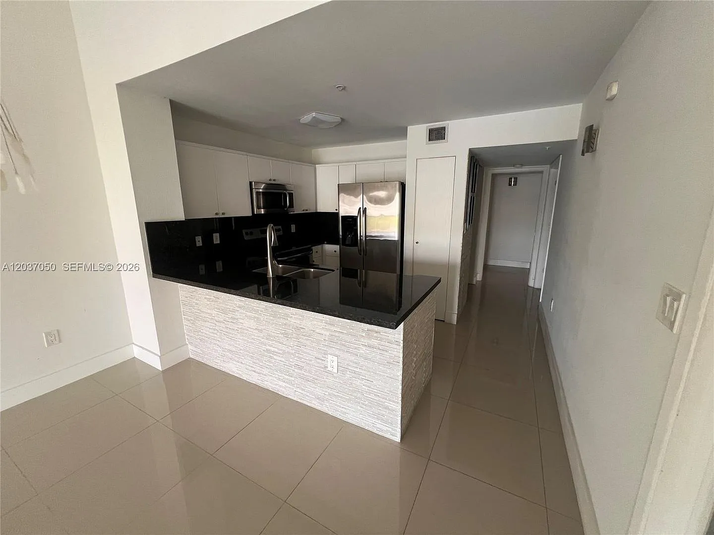4370 NW 107th Avenue 202, Doral, FL 33178 - 1879 — Photo 3