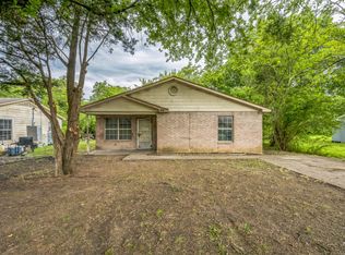 207 N 1st St, Crandall, TX 75114