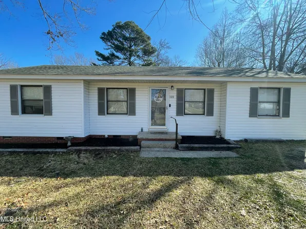 122 Pine Park Dr, Pearl, MS 39208