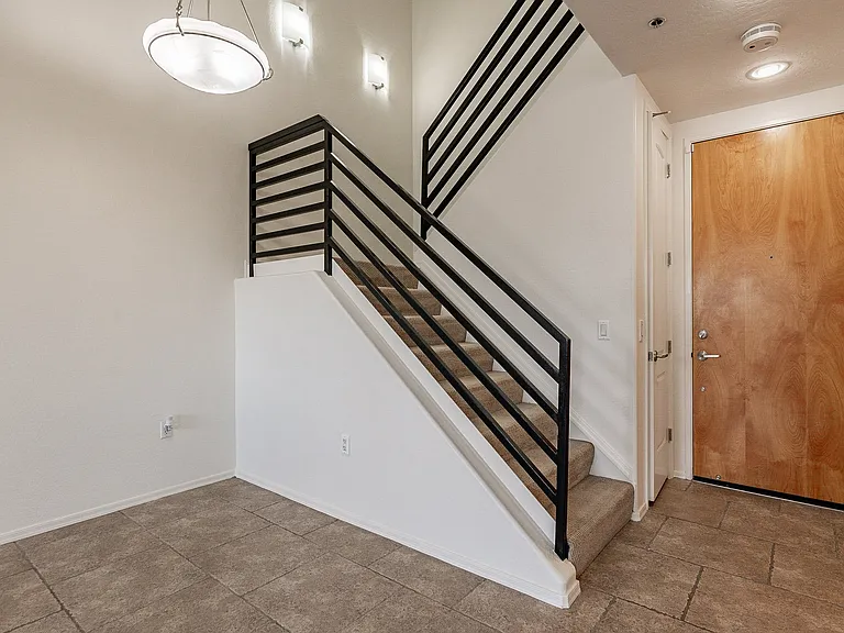 17 W Vernon Ave #11 — Photo 27