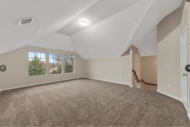 1713 Grand Canyon Way — Photo 9