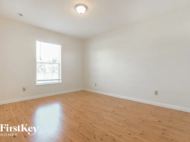 7116 Brandywine Dr — Photo 11