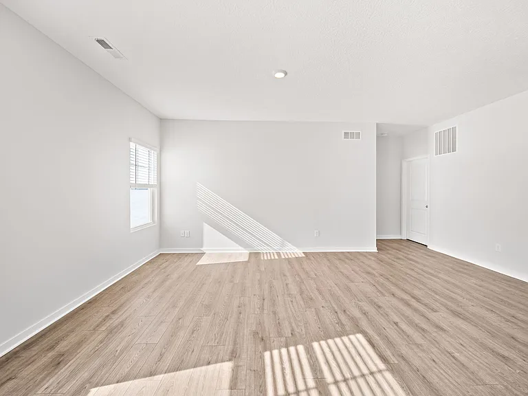 511 Darliene Dr — Photo 34