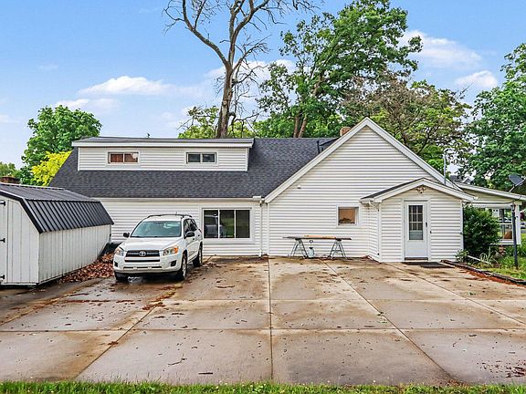 4th image of 7763 Anway Dr