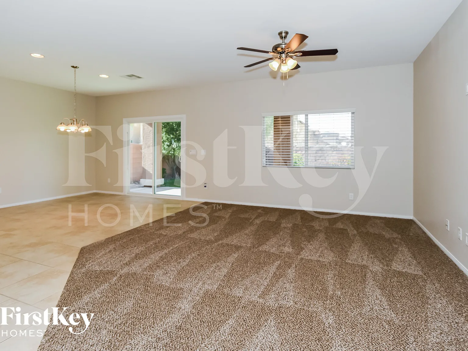 3 bed, 2.0 bath, 1739 sqft, $2,540 — Photo 2
