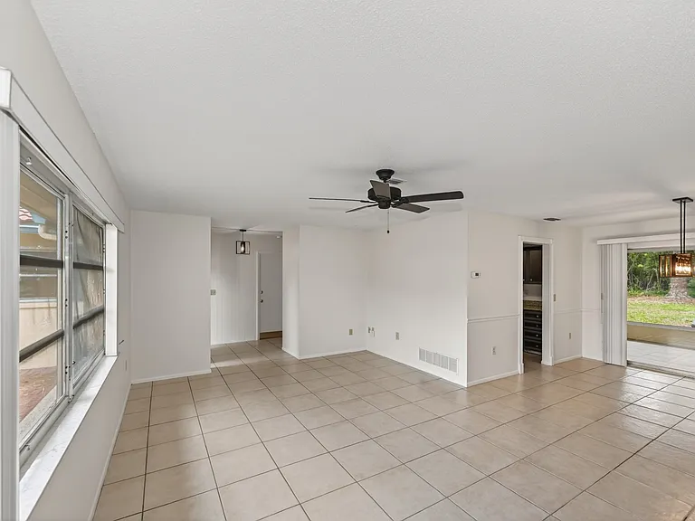 2508 Cardwell Way — Photo 7