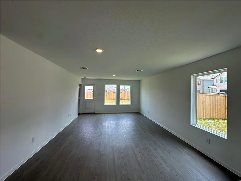15131 Willowater Dr — Photo 13