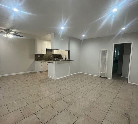 2nd image of 1129 E Ocean Blvd APT 5