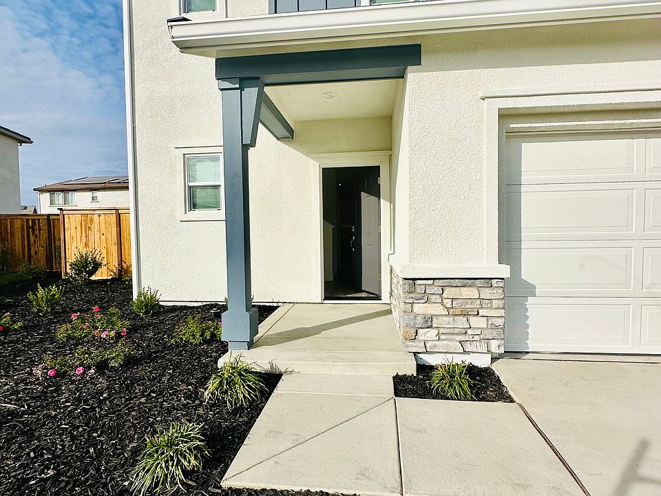 1st image of 363 Hermosa St