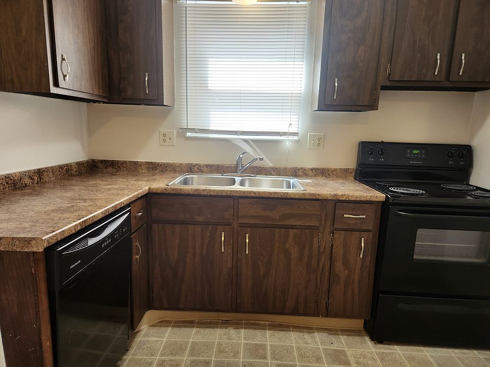 1st image of 1478 Ashland Ave