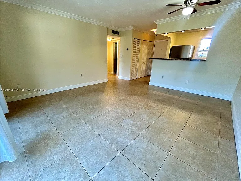 14500 SW 88th Ave #211 — Photo 5
