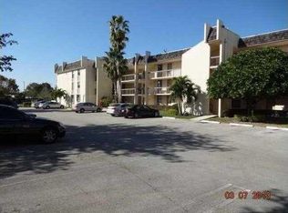 8429 Forest Hills Dr APT 104, Pompano Beach, FL 33065