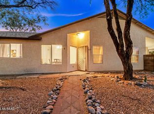 9157 E Autumn Sage St, Tucson, AZ 85747