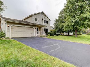 10687 Jackson Dr, Eden Prairie, MN 55347