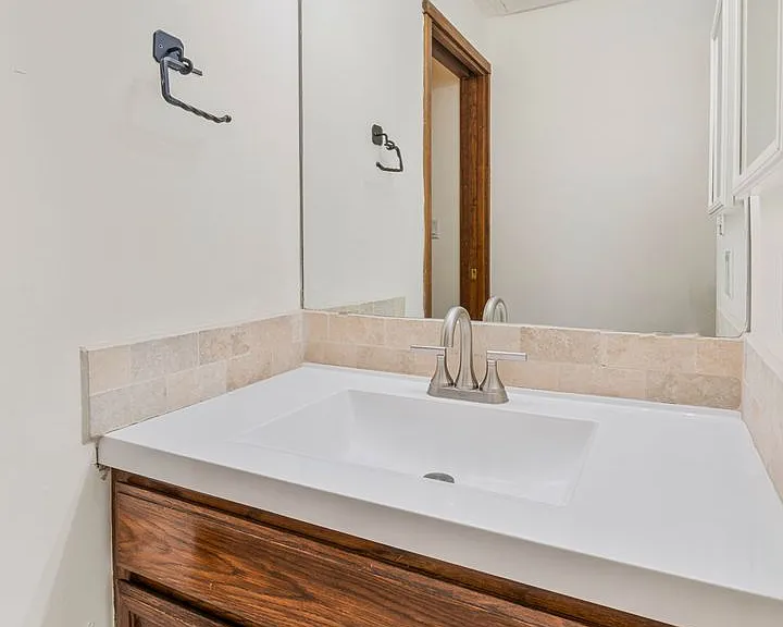 211 W Water St #309 — Photo 30