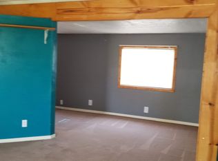 412 Walker Ln, Cheyenne, WY 82007