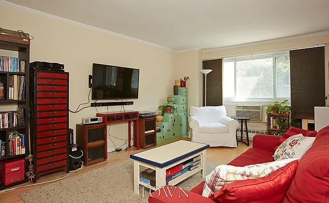 Sold by Town Residential | media 13