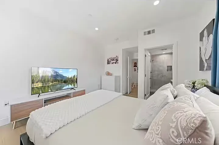 5637 Klump Ave — Photo 23