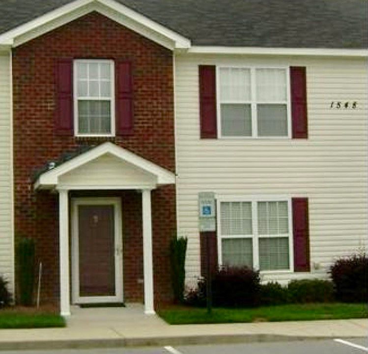 Outside front - welcome!
