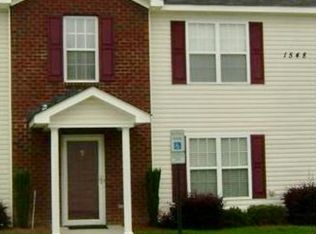 1548 M5 Manning Forest Dr, Greenville, NC 27834