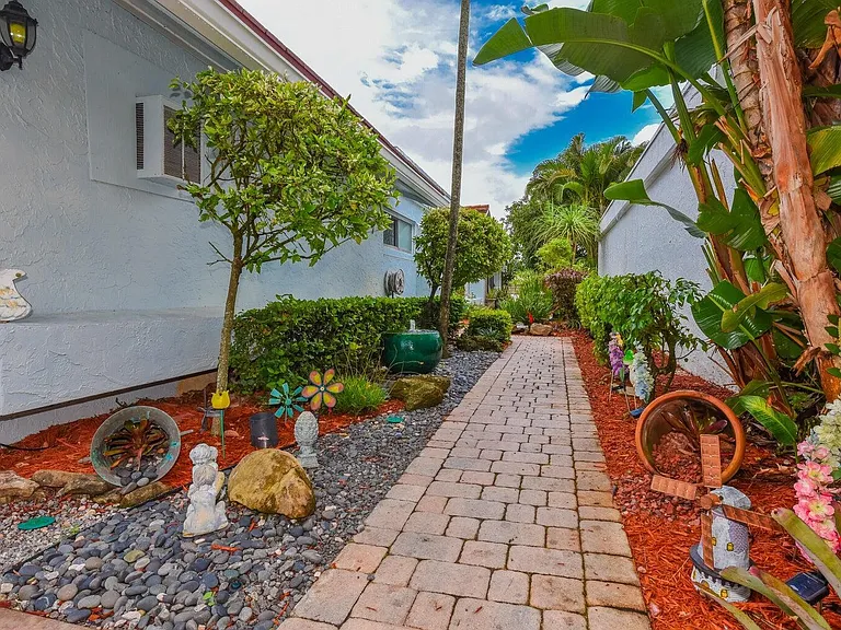 5518 Ainsley Ct — Photo 4