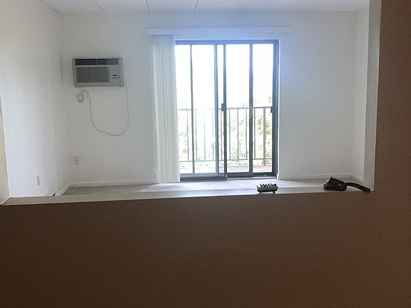 5th image of 182 Quincy Ave APT 34