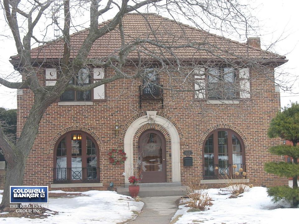 612 Pine St