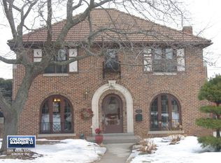 612 Pine St, Manitowoc, WI 54220