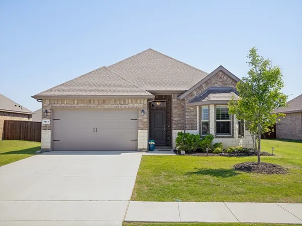 1612 Reed Dr, Krum, TX 76249