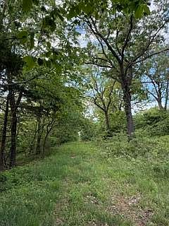 5th image of 1373 E 470th Road