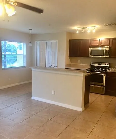 322 Artisan St #L — Photo 6